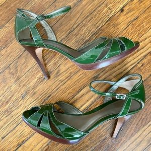 Ann Taylor Green Leather Heeled Sandals Size 8